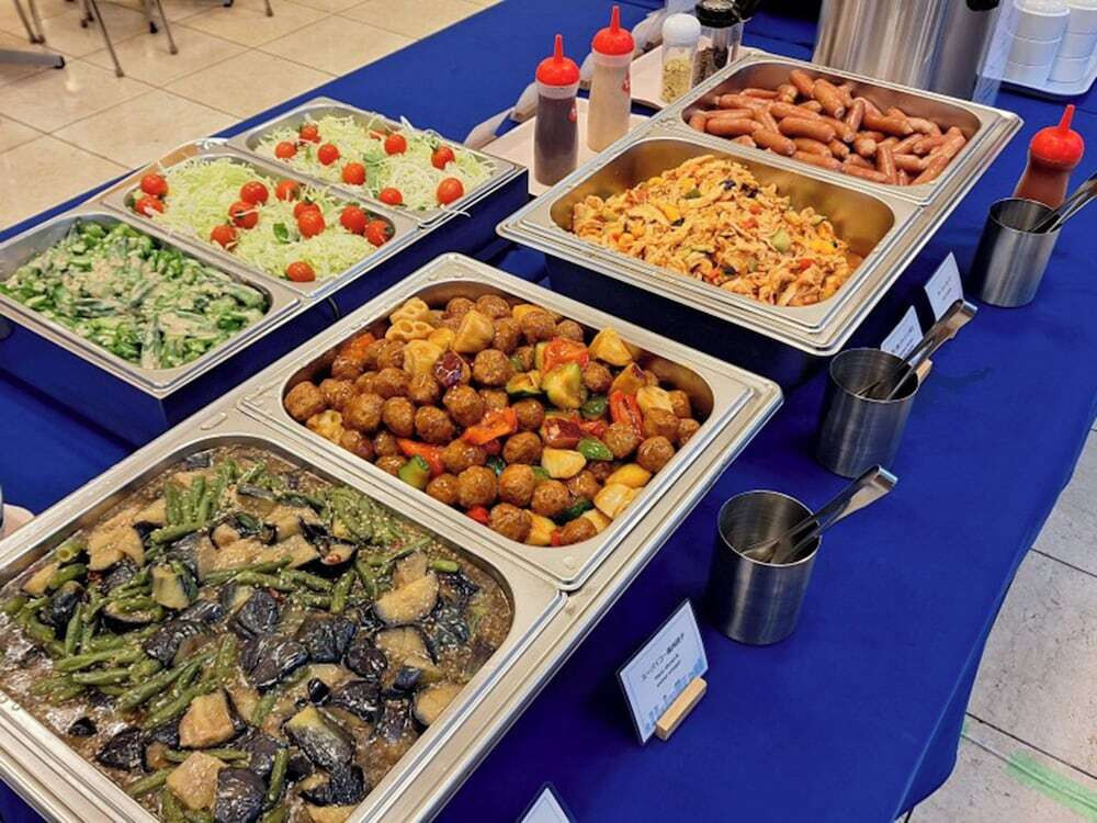 朝食