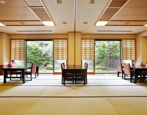 京都らしさ満点
小鉢にいろいろ。 / 1