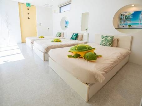 Nirai Beach Villa / 5