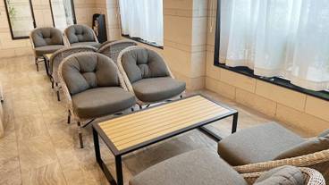 ロビー応接スペース / 4