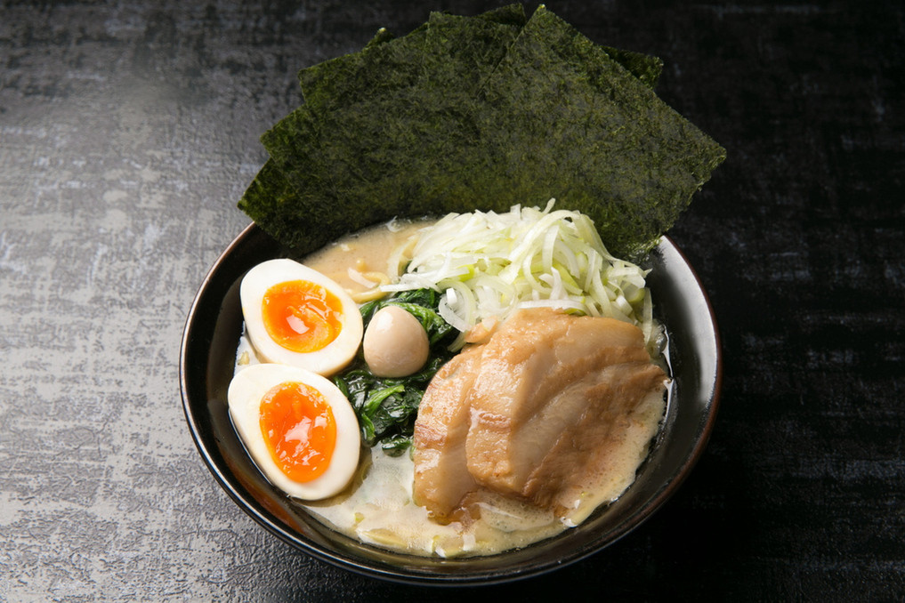 「横浜家系ラーメン一刀家」料理 671898 得！一刀盛りラーメン