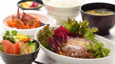 食事・飲み物 / 2