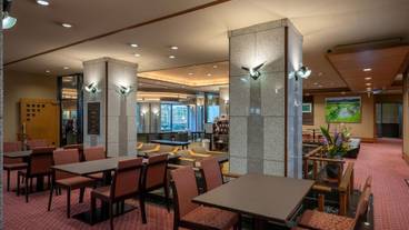 ロビーラウンジ / 4