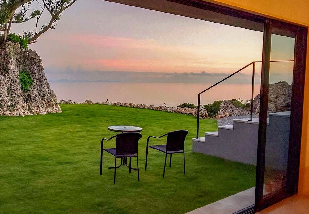 専用のインフィニティープールも！島の自然に包まれた隠れ家ヴィラ3994764