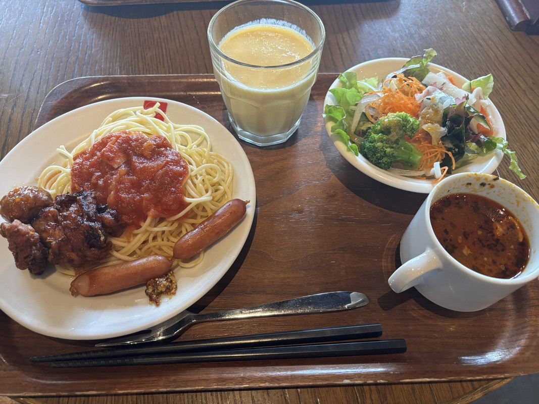 朝食