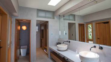 客室の洗面ペース例 / 11