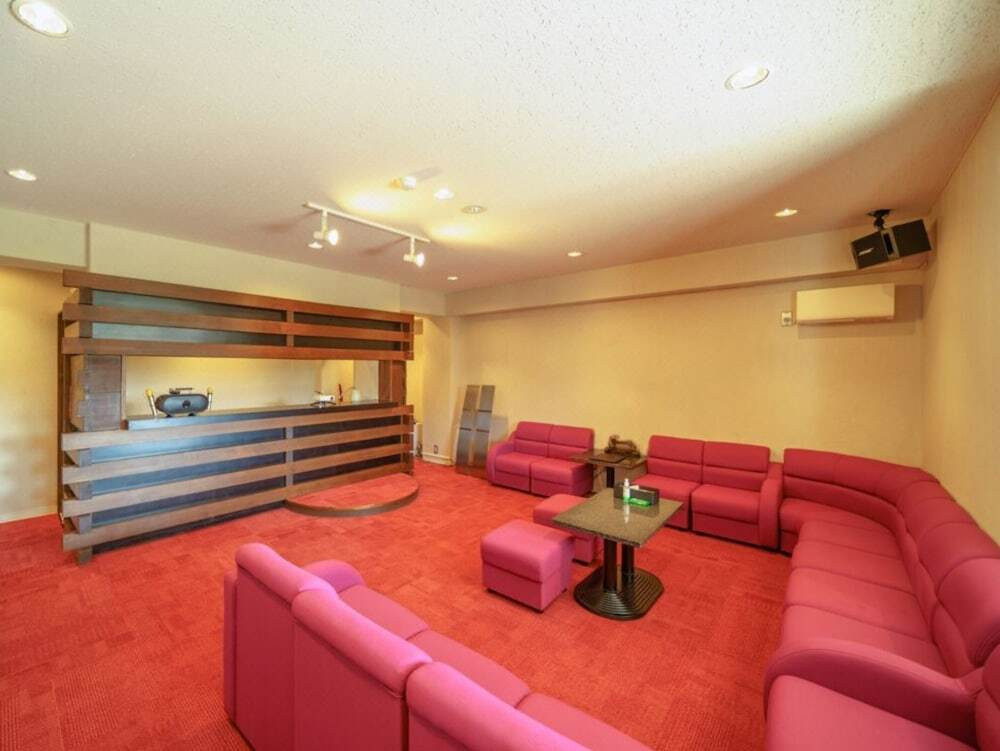 カラオケ ルーム