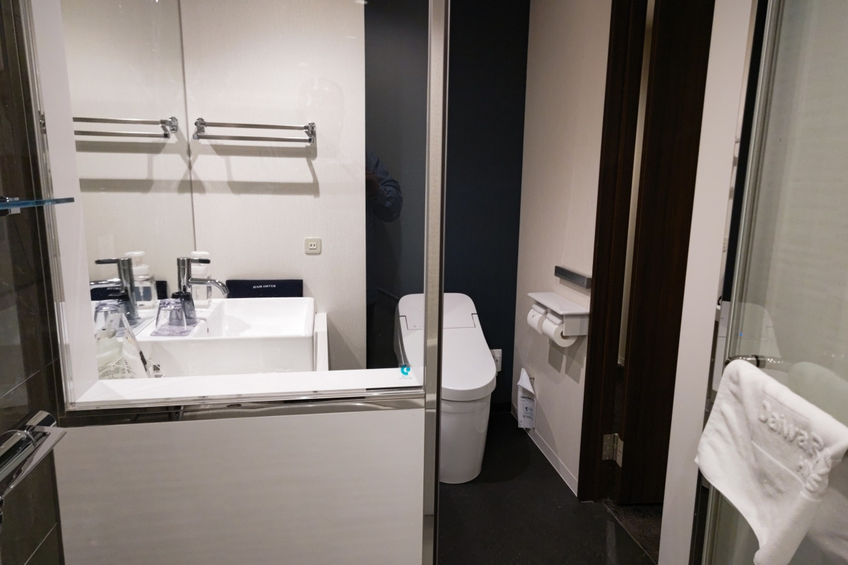 バストイレ別です