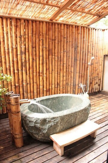 化粧水のような、やわらかい美肌の湯3636577