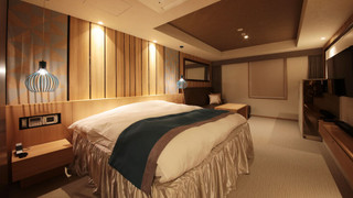 [禁煙] ヒーリング/デラックスダブル キングベッド 1台