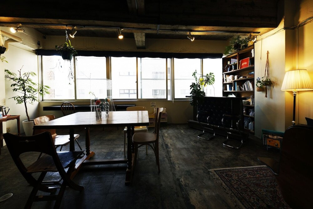 ロビーラウンジ