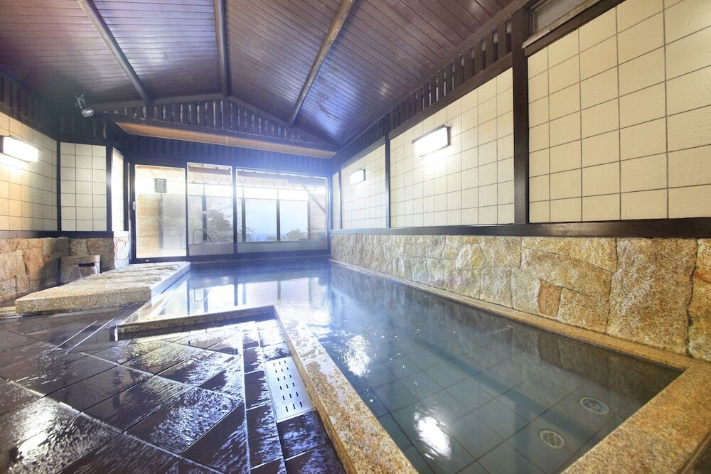 和モダンで愉しむ西伊豆ダイニング 西伊豆 今宵（ワモダンデタノシムニシイズダイニング ニシイズ コヨイ） / 3