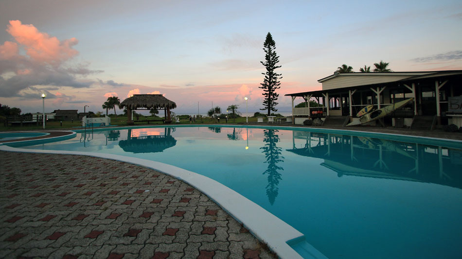 ウミガメと泳ぐ感動体験もできるアクティビティ満載3654323