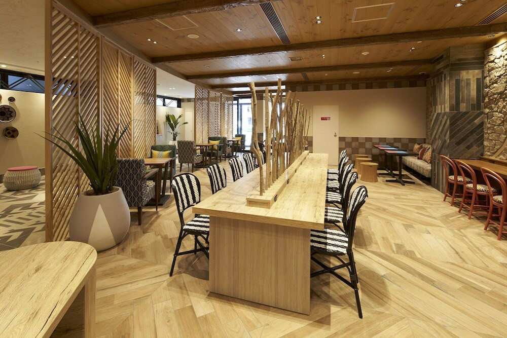 ロビーラウンジ