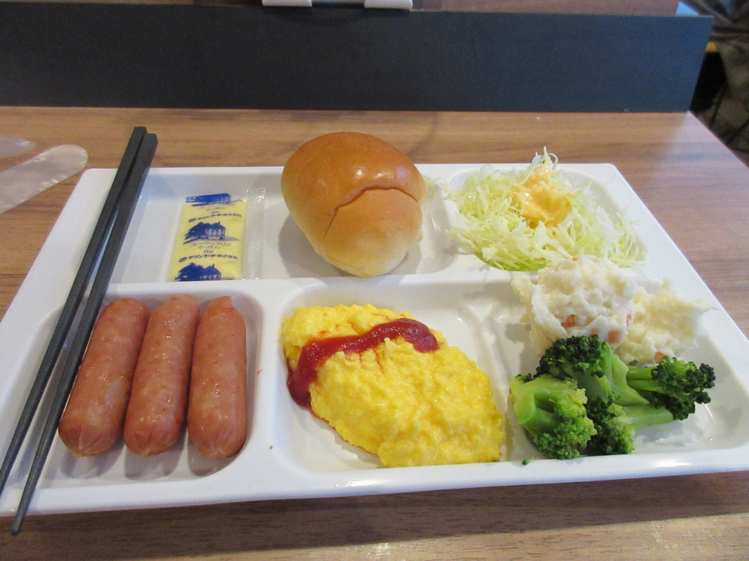 無料朝食、こんなふうに食べました