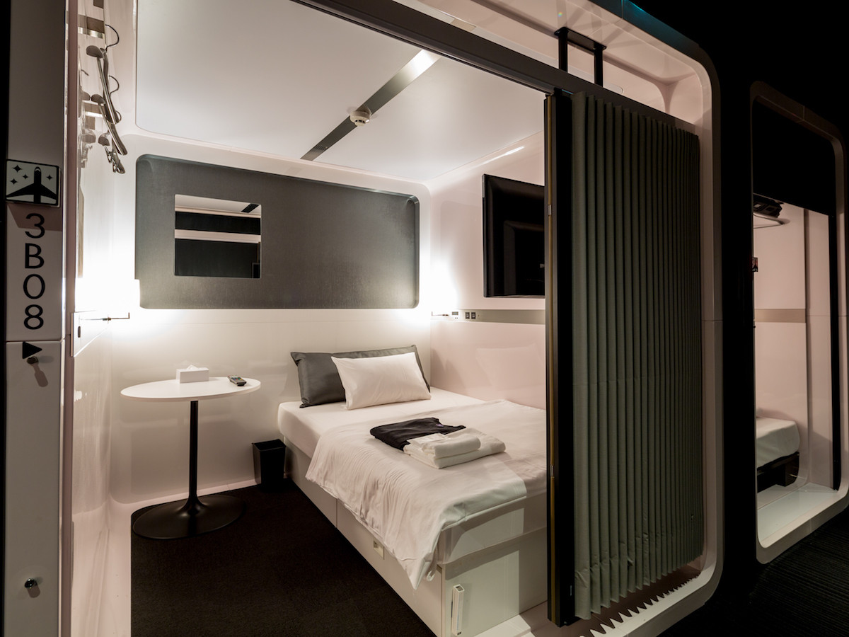 4.ファーストキャビン赤坂4057025