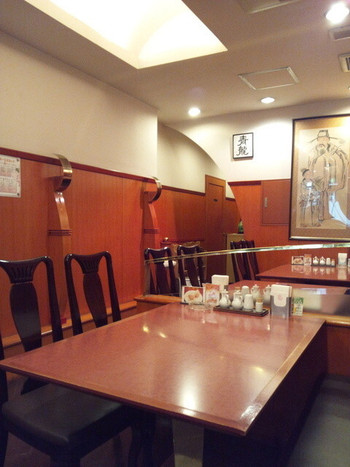 「東林」 内観 11549803 落ち着いた店内