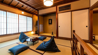 トラディショナル 4 人部屋 禁煙 専用バスルーム