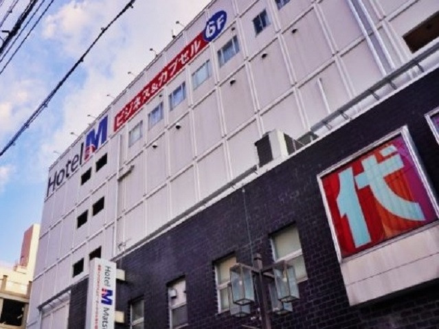 丸善書店の裏口が便利