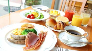 食事・飲み物 / 1