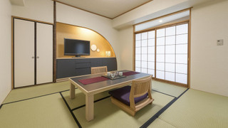 Japanese Hilton Deluxe