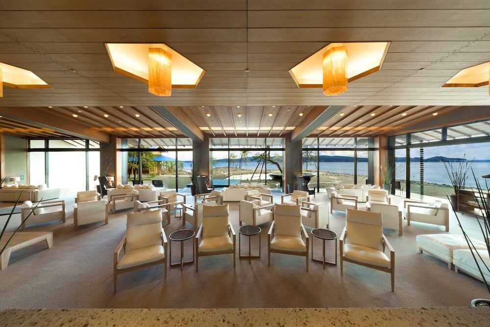 ロビー応接スペース