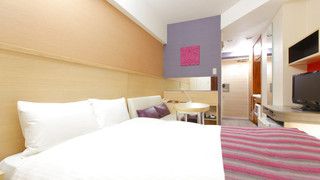 スーペリアスモールダブルルーム 禁煙 (ハウスキーピングは有料オプション)