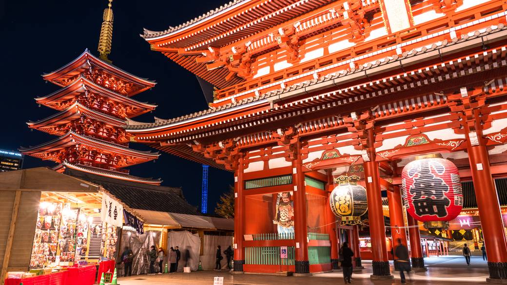 夜の浅草　宝蔵門と五重の塔 / 1