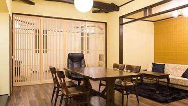 客室内のダイニングエリア / 6