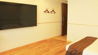 シアタークイーンルーム(禁煙)