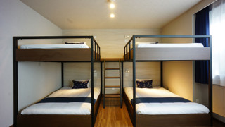 デラックス 4 人部屋