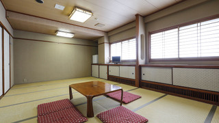 デラックス ルーム 禁煙 共用バスルーム (No Bathroom & No Toilet)