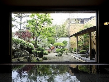 函館・湯の川で70年以上続く、純和風温泉旅館3648334