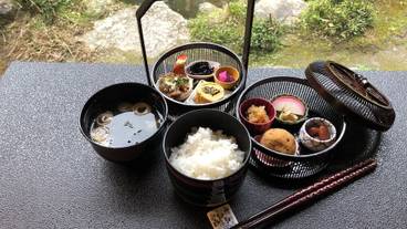 朝食 / 8