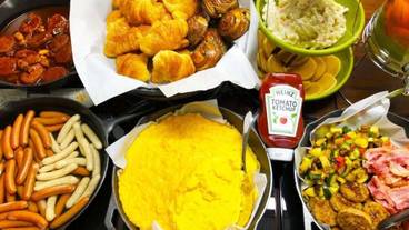 朝食スペース / 11