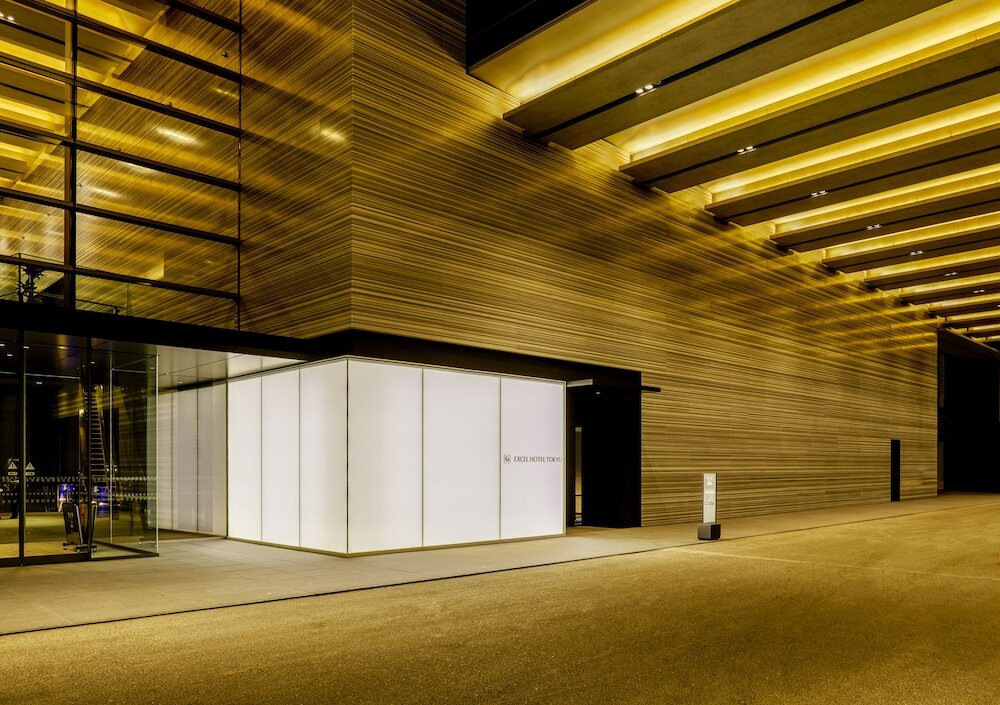 ホテルエントランス