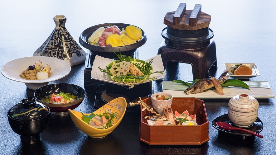 国登録有形文化財の歴史ある旅館「人吉旅館」3461140