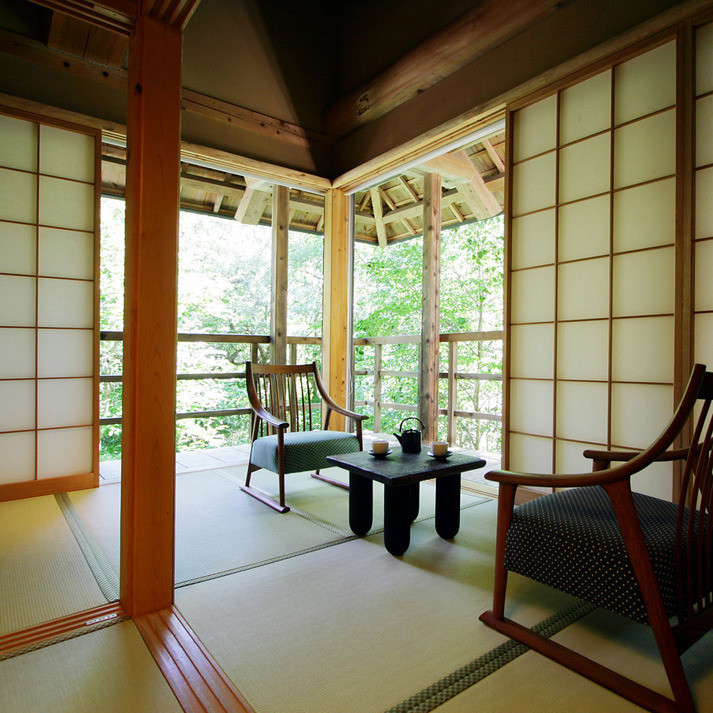 野を愛でる なずな