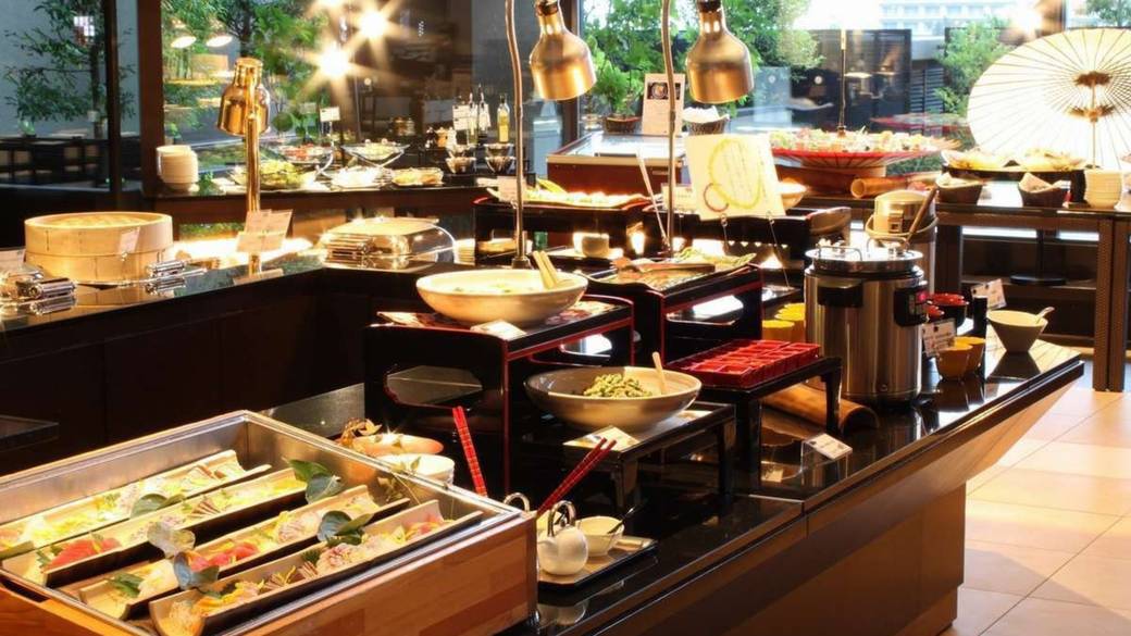 夕食ブッフェ一例 / 1