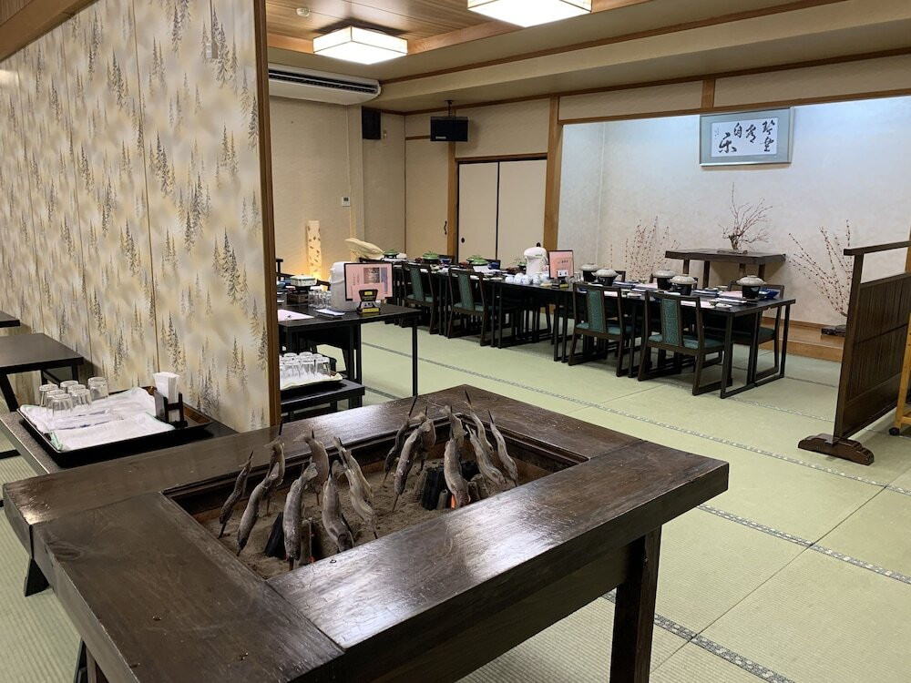 お食事