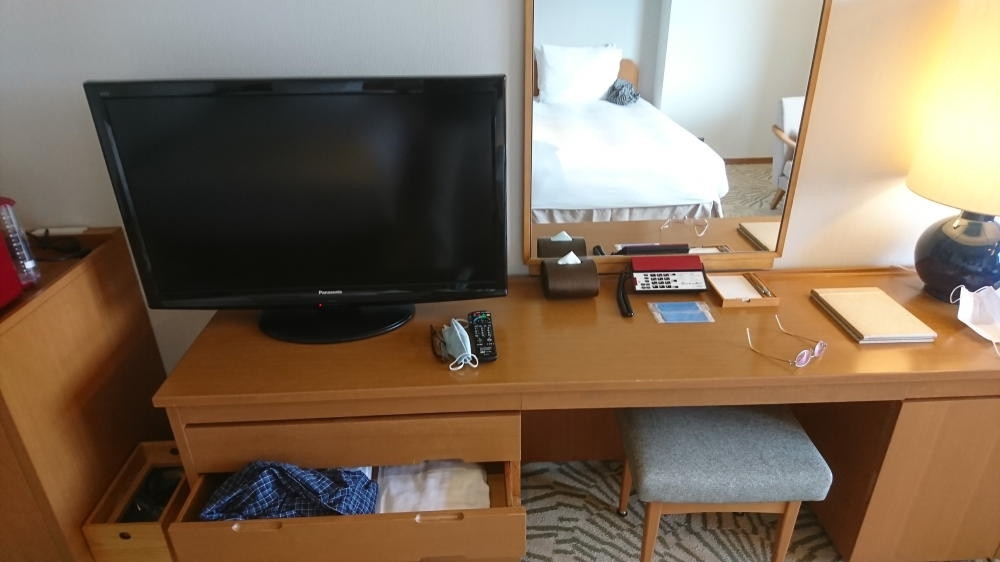 パナソニック液晶TV、空気清浄機、冷蔵庫（中身は有料）あり