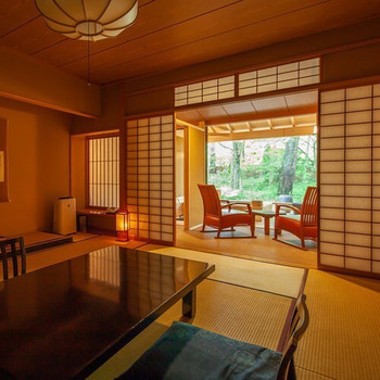 檜の香りに包まれる新館「卯花月」3709277