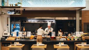 朝食ビュッフェ / 10