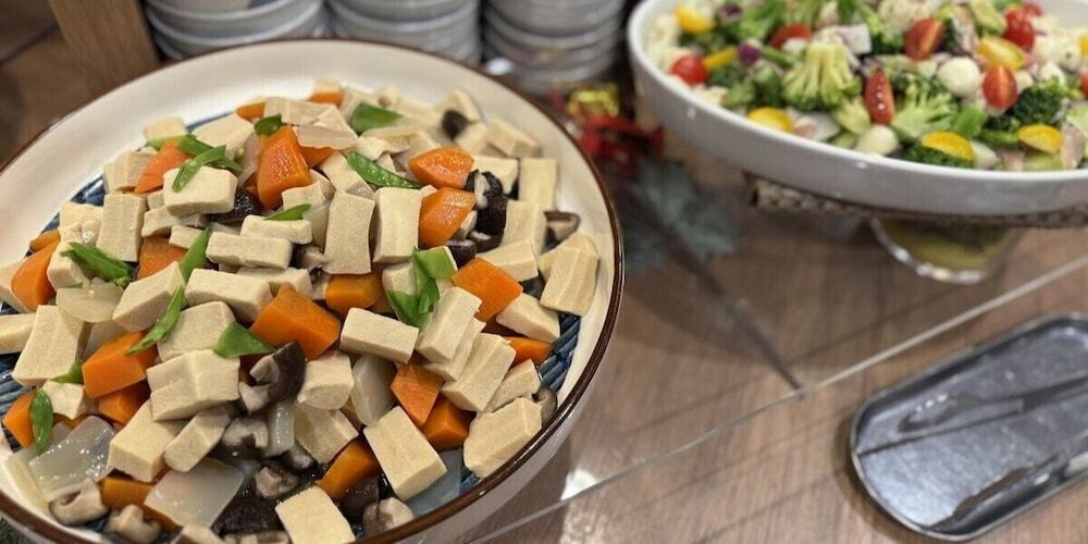 朝食ビュッフェ