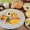 朝食