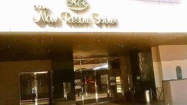 施設の入り口 / 8