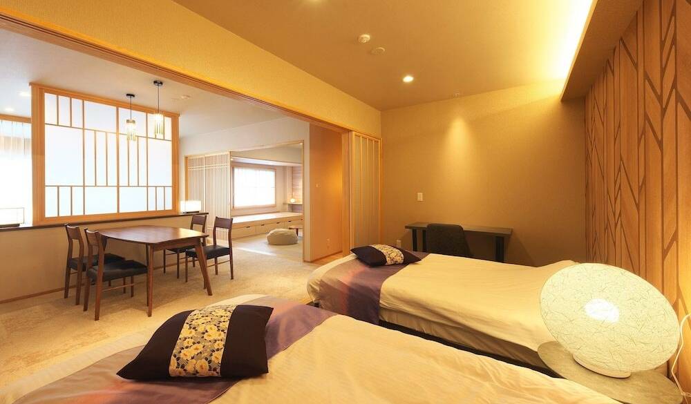 露天風呂付客室「御坂」 / 2