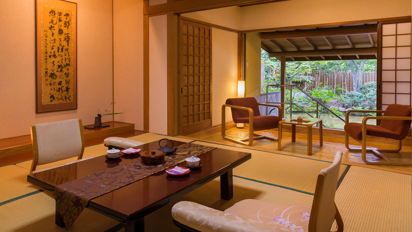 4本の自家源泉で湯巡りを「ゆやど雲仙新湯」3461130