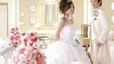 屋内結婚式場 / 11