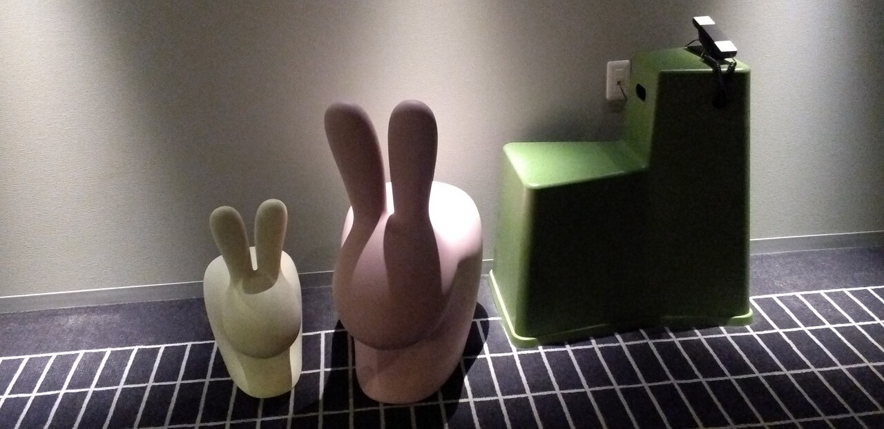 エレベーターホールのオブジェ